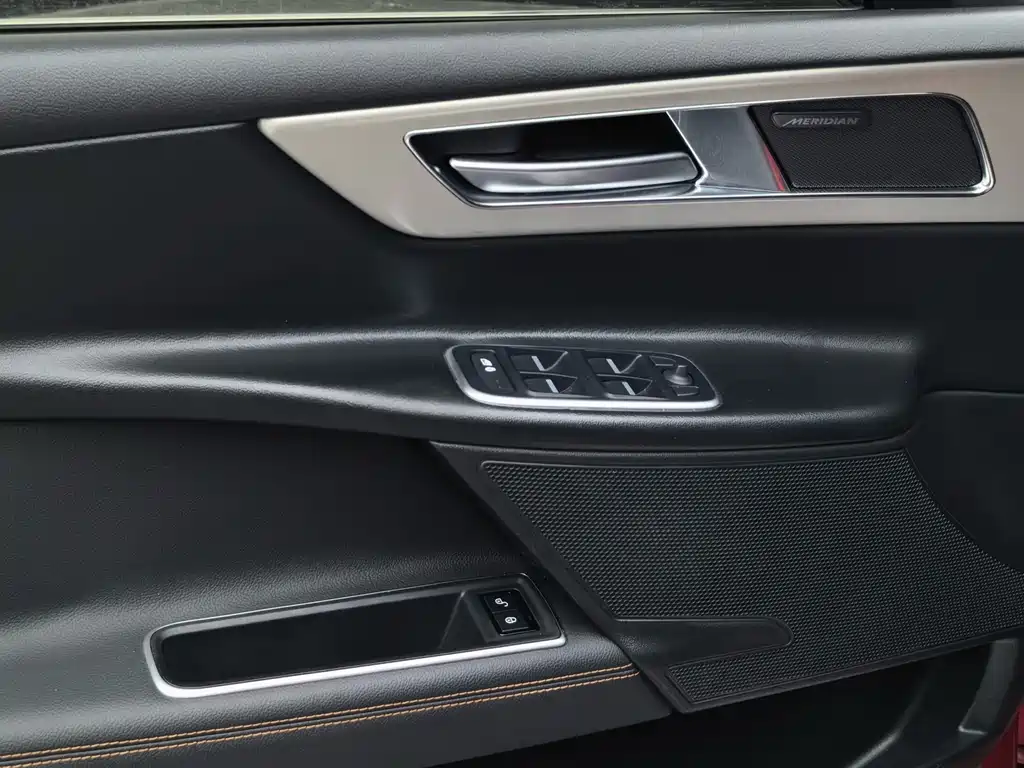 Jaguar XEL — миниатюра 26