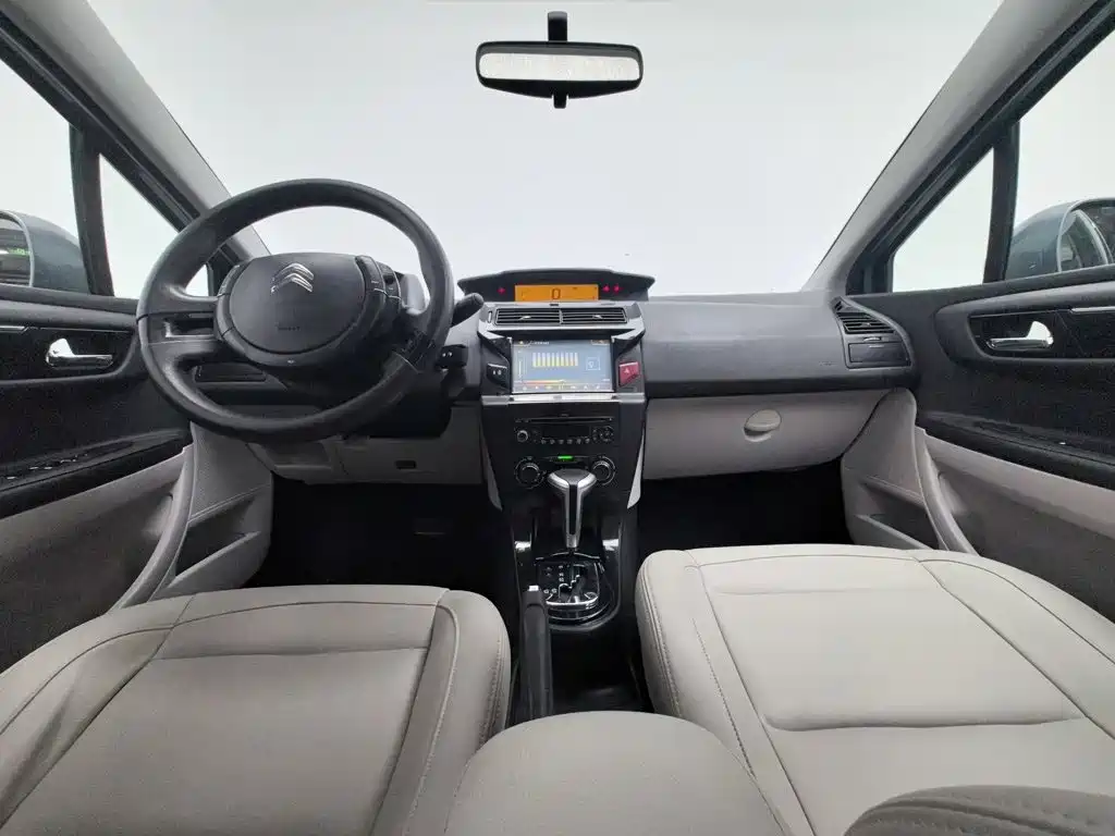 Citroen C-Quatre — миниатюра 5