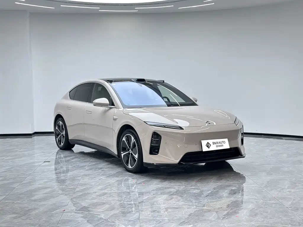 NIO ET5 — миниатюра 2
