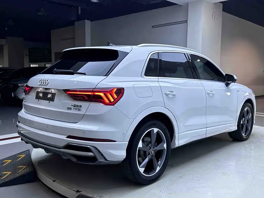 Audi Q3 — миниатюра 9