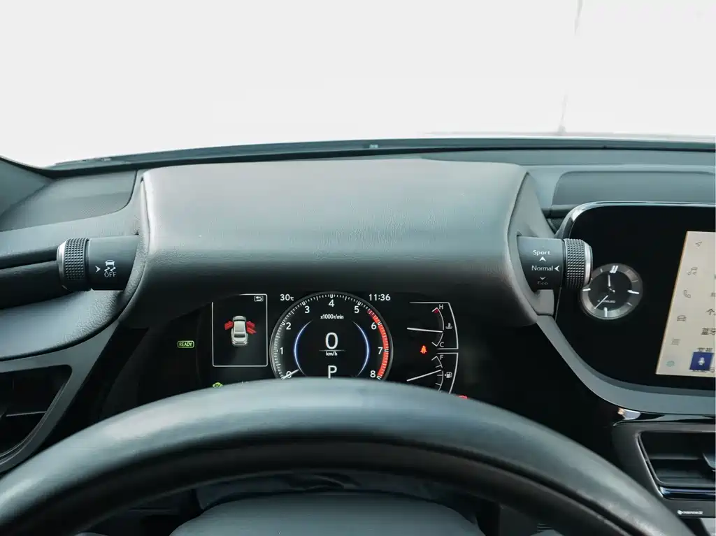 Lexus ES — миниатюра 16