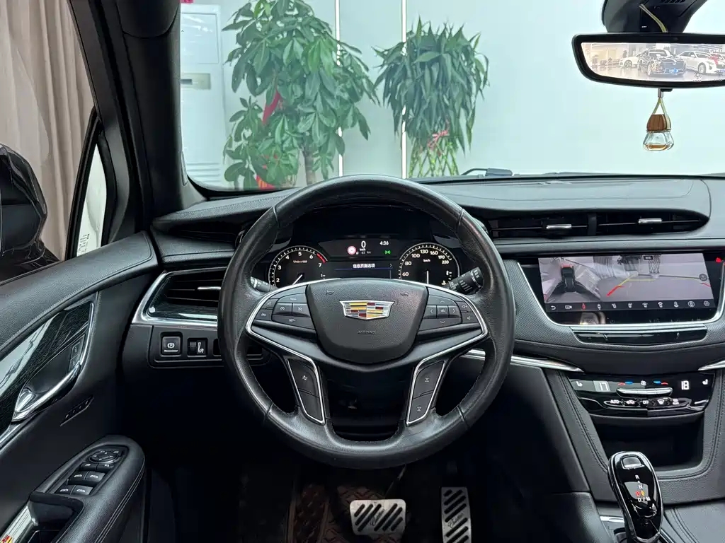Cadillac XT5 — миниатюра 9