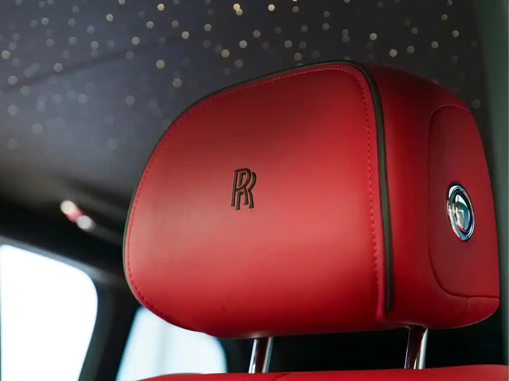 Rolls-Royce Cullinan — миниатюра 20
