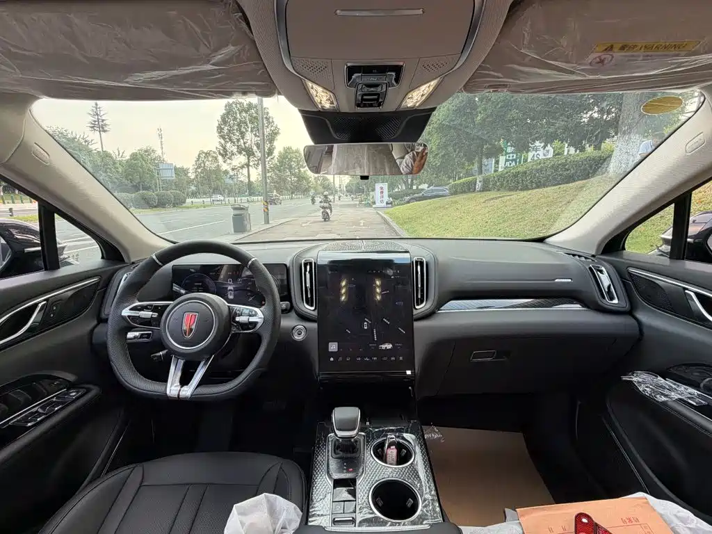 Hongqi Hongqi HS3 PHEV — миниатюра 13