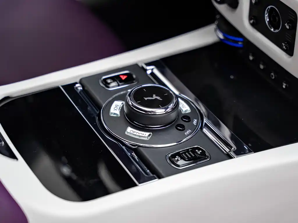 Rolls-Royce Wraith — миниатюра 11