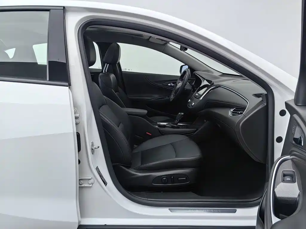 Chevrolet Malibu XL — миниатюра 23