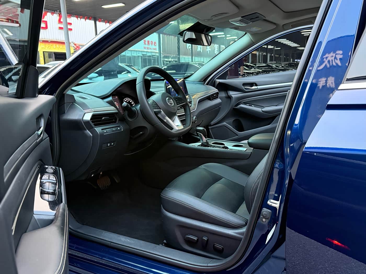 Nissan Teana 2.0 л 2023 г. Голубой, пробег 14000 км