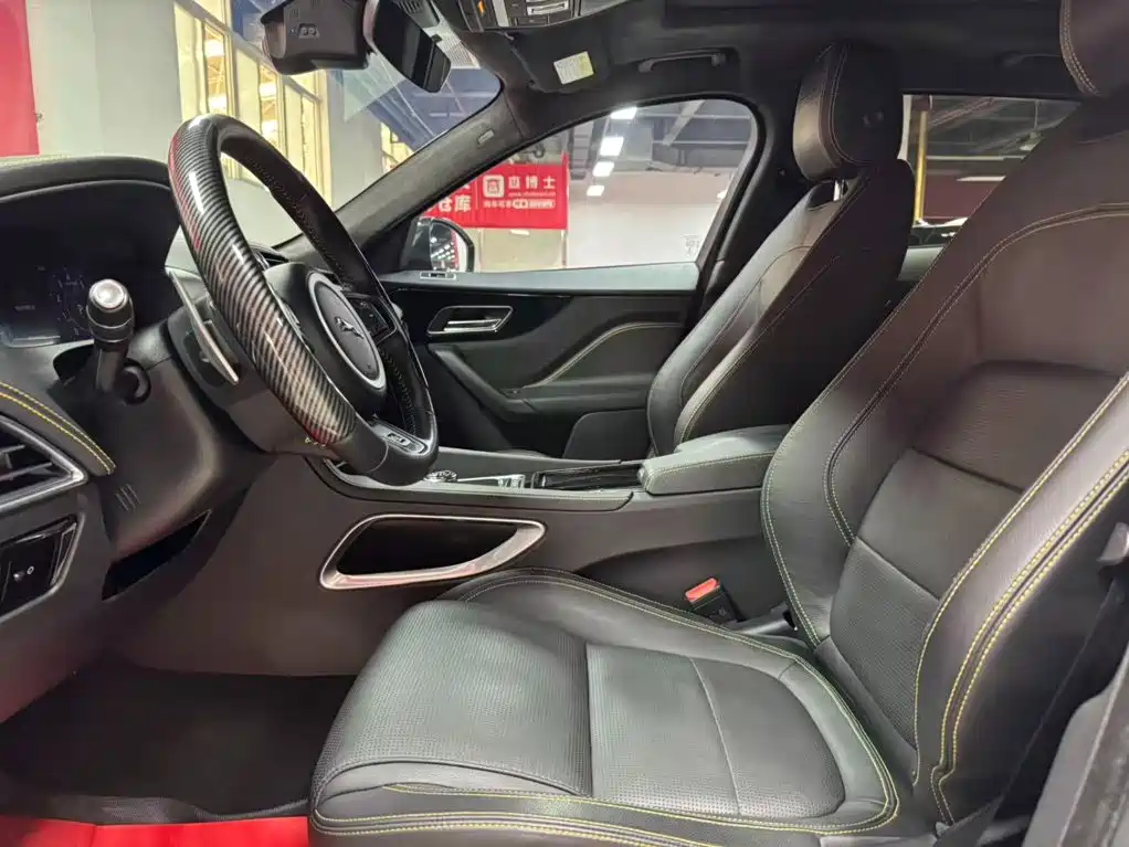 Jaguar F-PACE — миниатюра 7