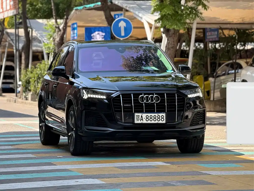 Audi Q7 — миниатюра 3