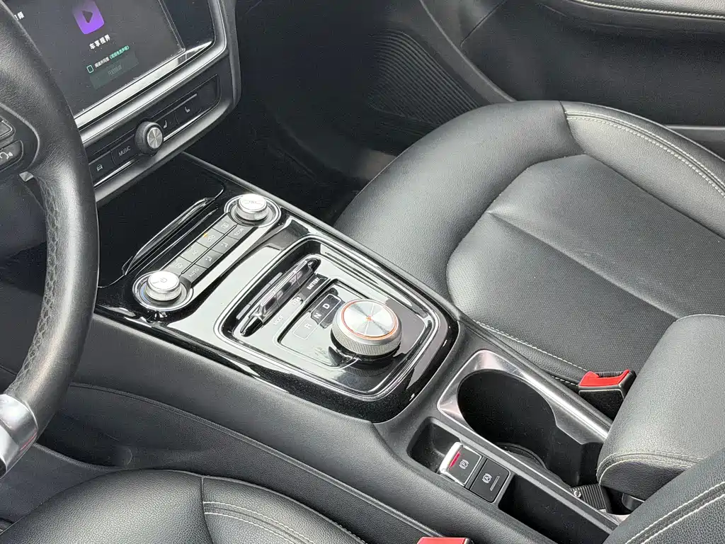 Roewe Ei5 — миниатюра 11