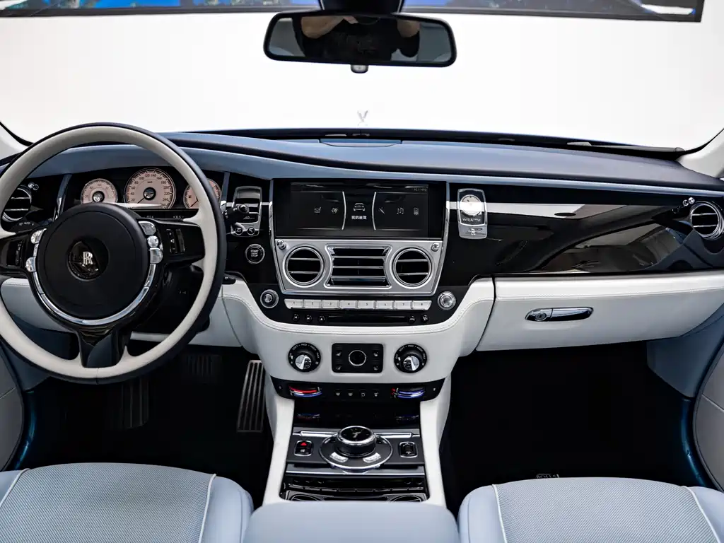 Rolls-Royce Wraith — миниатюра 8