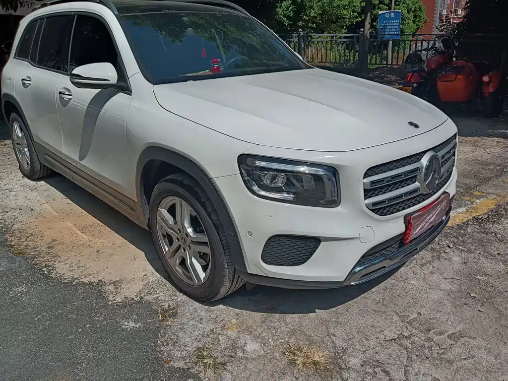 Mercedes-Benz GLB — миниатюра 5