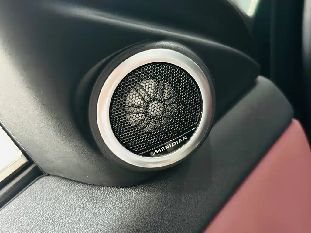 Land Rover Evoque — миниатюра 13