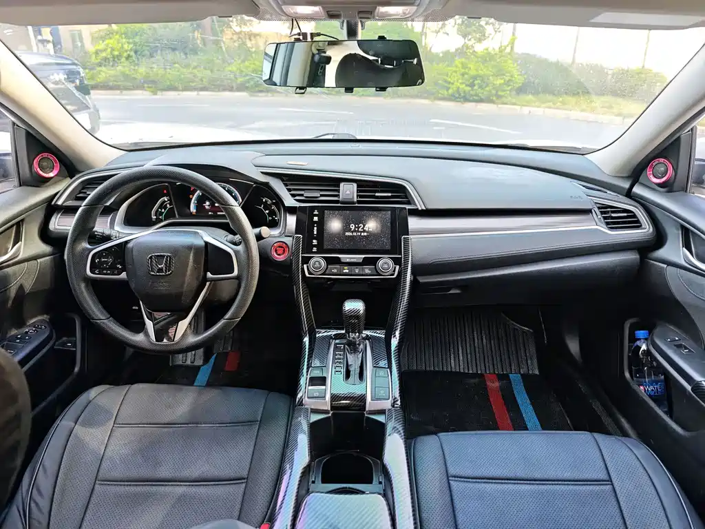 Honda Civic — миниатюра 8
