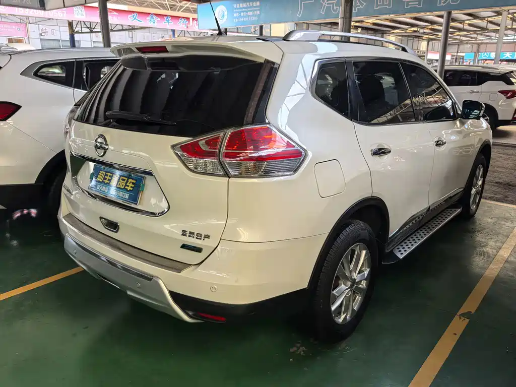 Nissan X-Trail — миниатюра 4