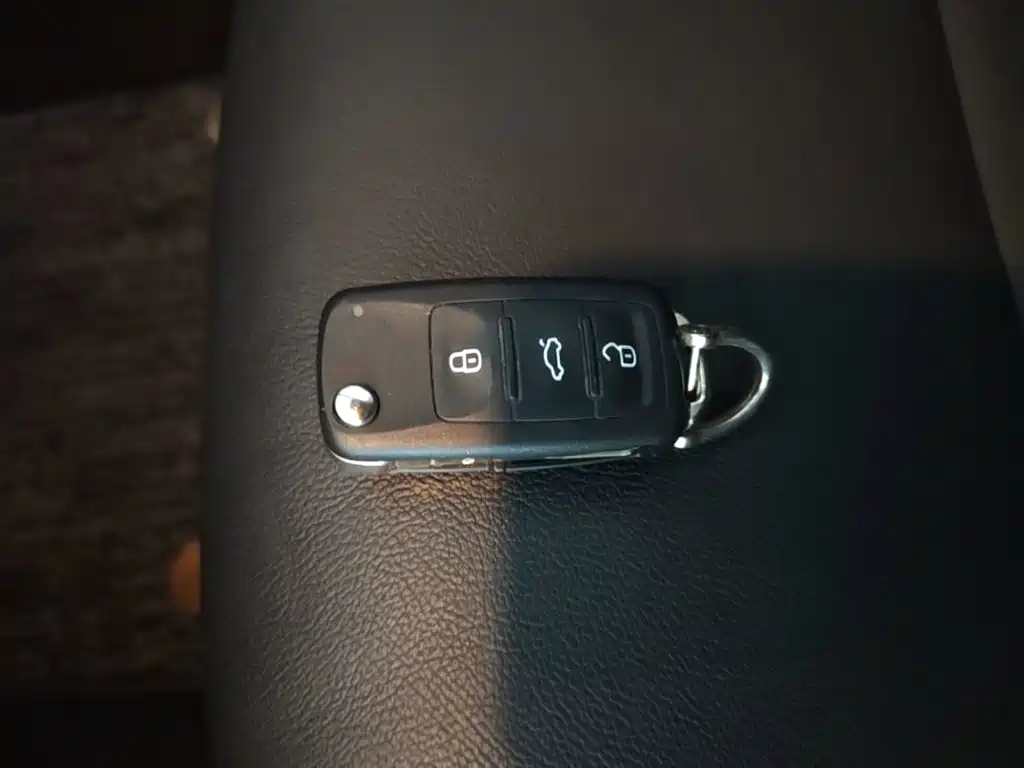 Volkswagen Sagitar — миниатюра 9