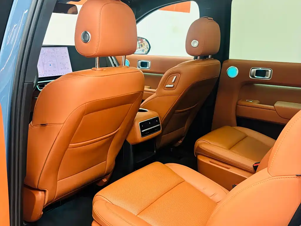 Li Auto Li L8 — миниатюра 9