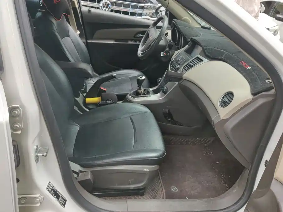 Chevrolet Cruze — миниатюра 8
