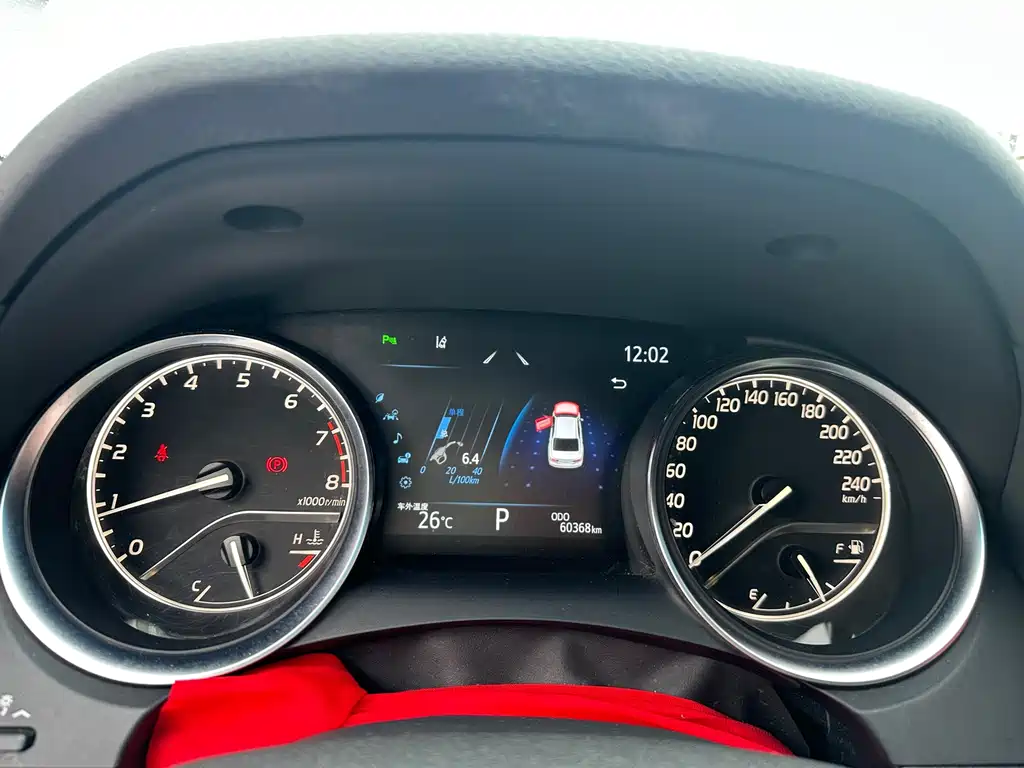 Toyota Camry — миниатюра 14