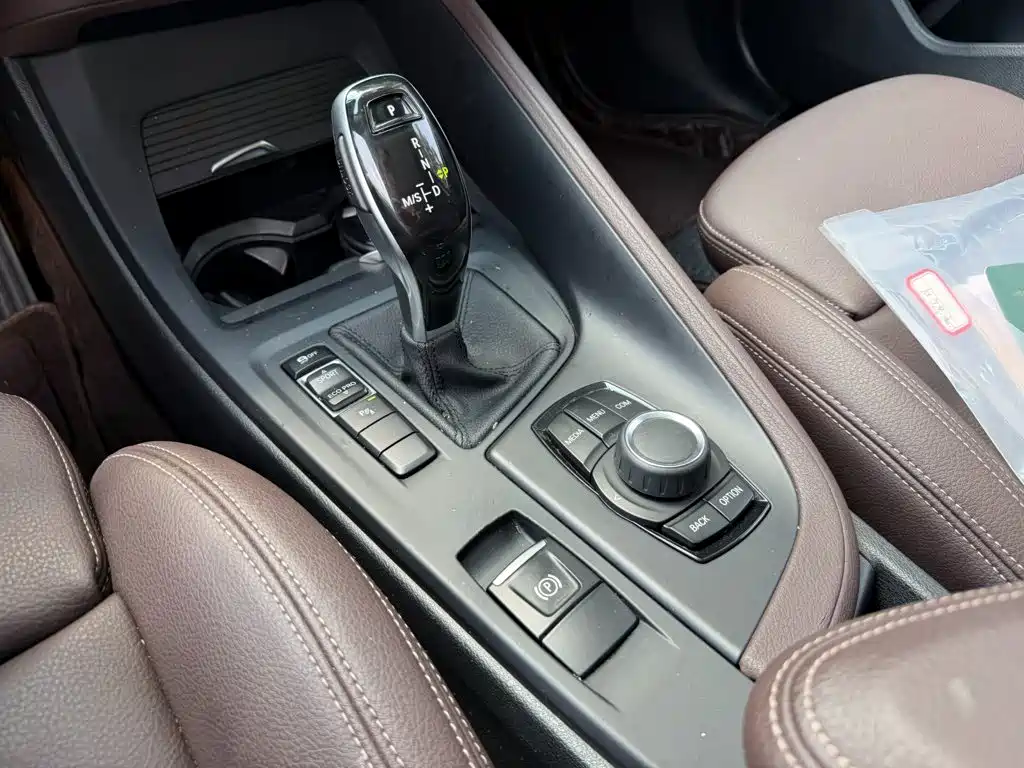 BMW X1 — миниатюра 9