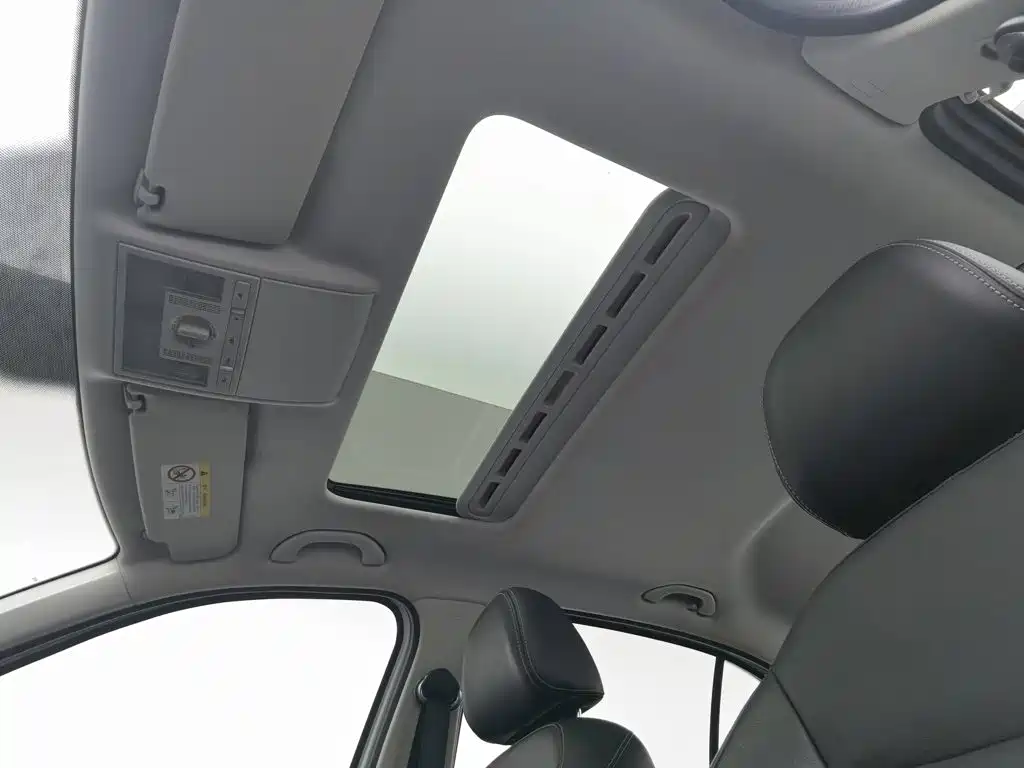 Volkswagen Lavida — миниатюра 14