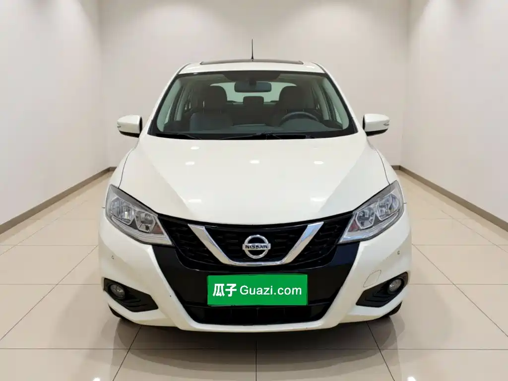 Nissan Tiida — миниатюра 2