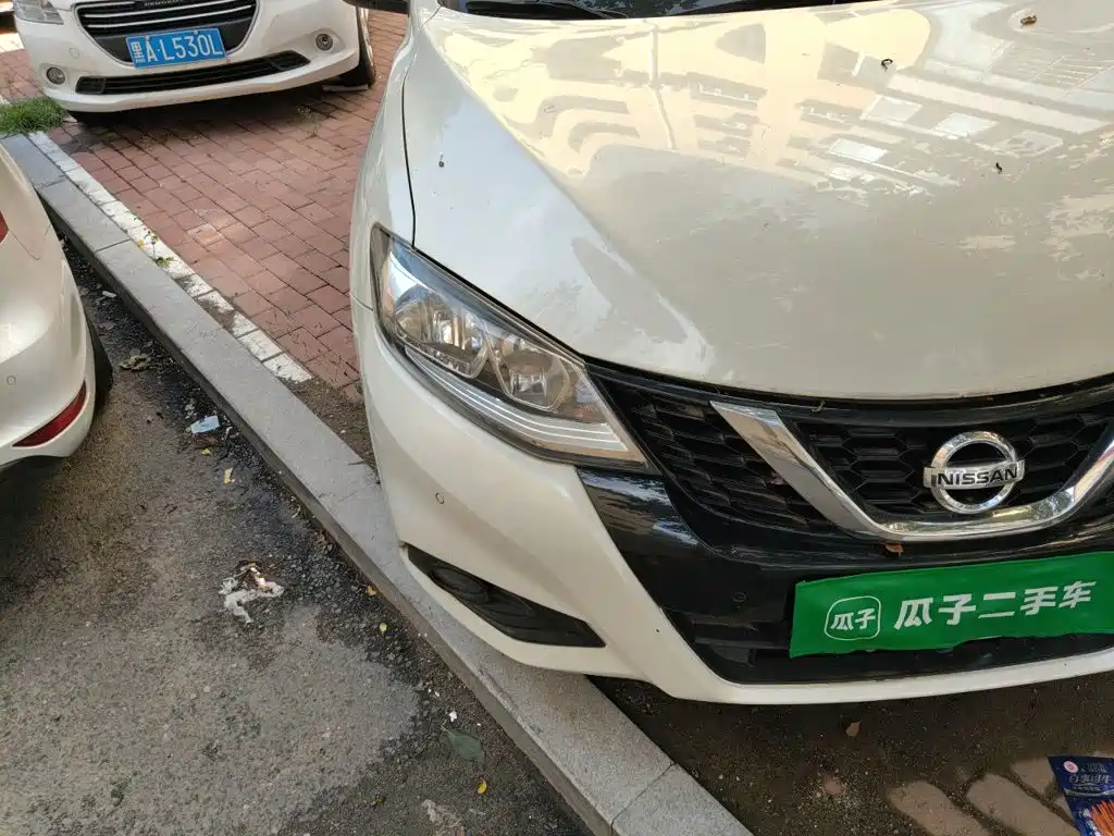 Nissan Tiida — миниатюра 7