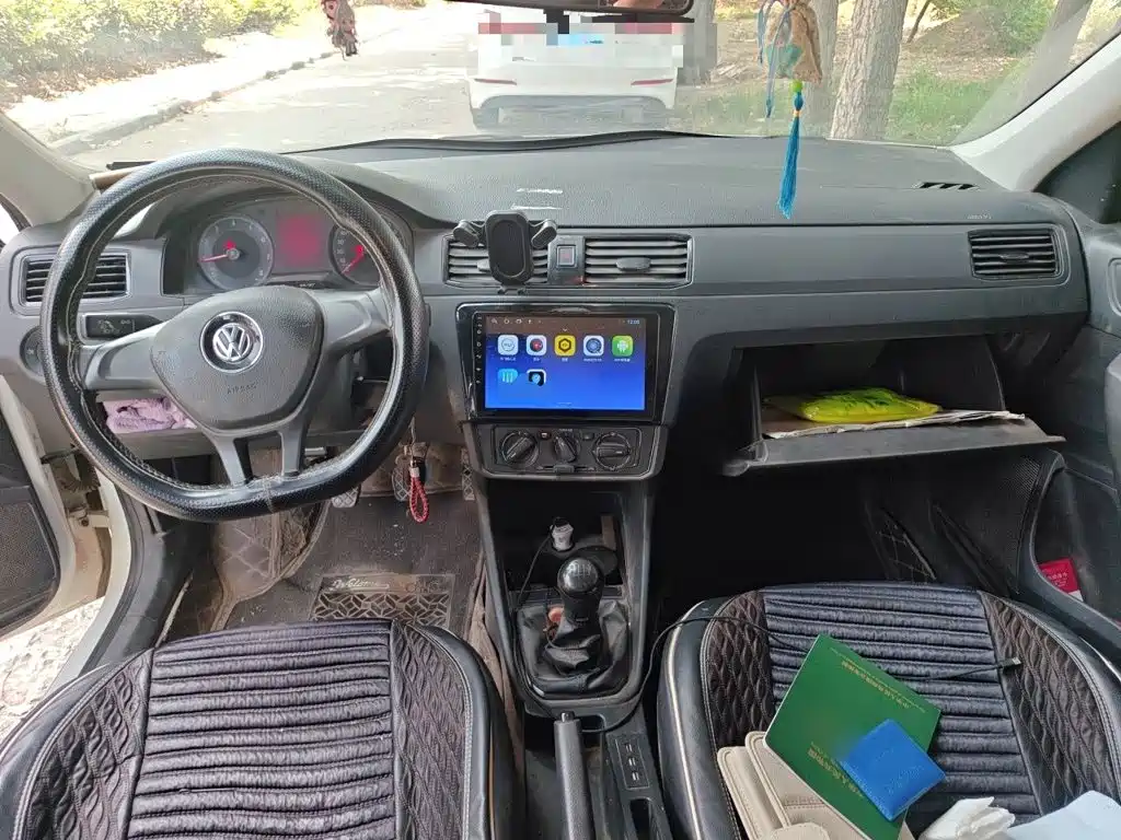 Volkswagen Santana — миниатюра 5