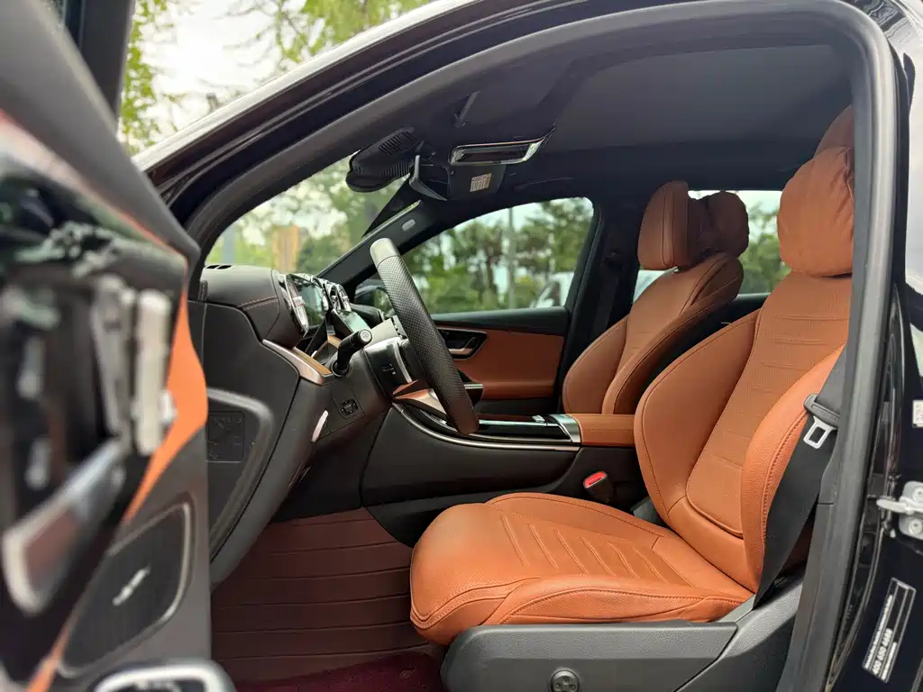 Mercedes-Benz GLC — миниатюра 14