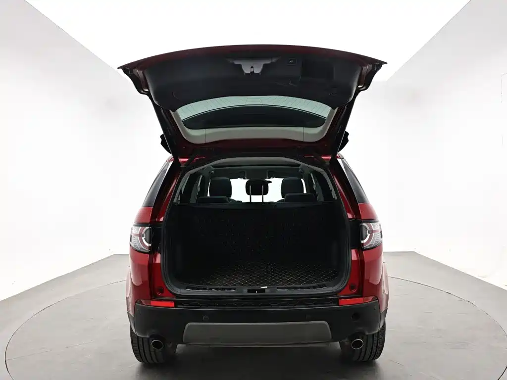 Land Rover Discovery Sport — миниатюра 8