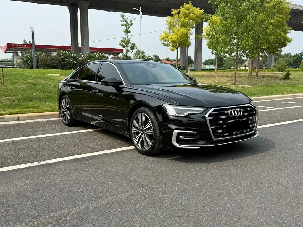 Audi A6L 2025 45 TFSI quattro Premium