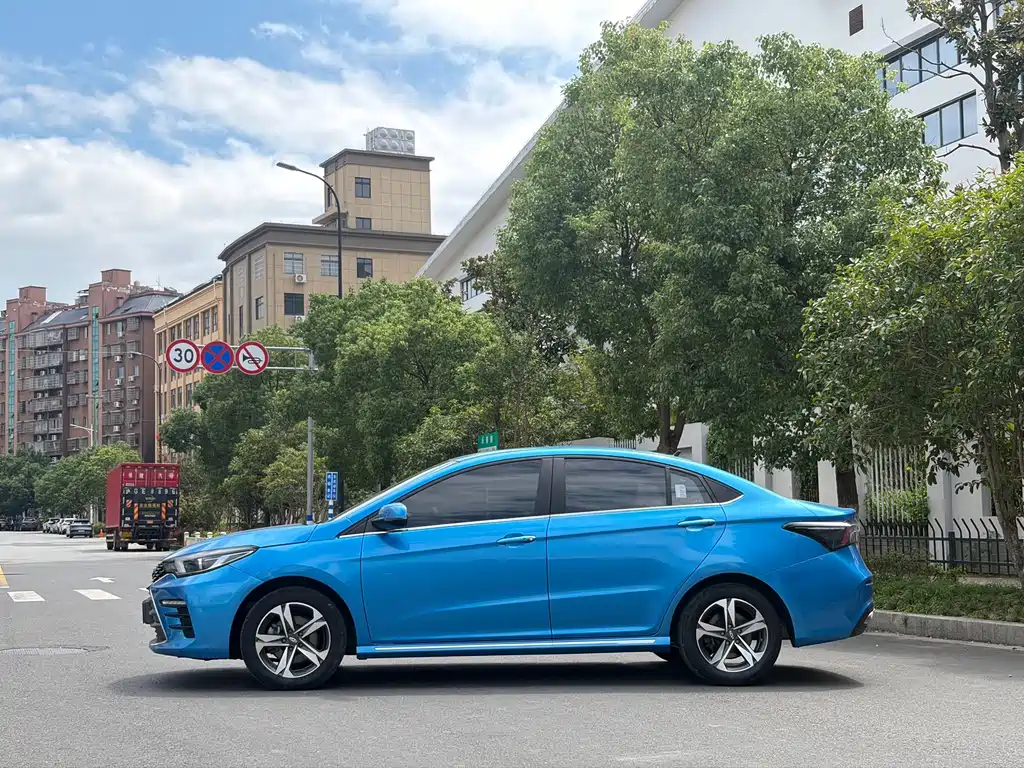 Chery Arrizo 5 PLUS — миниатюра 5