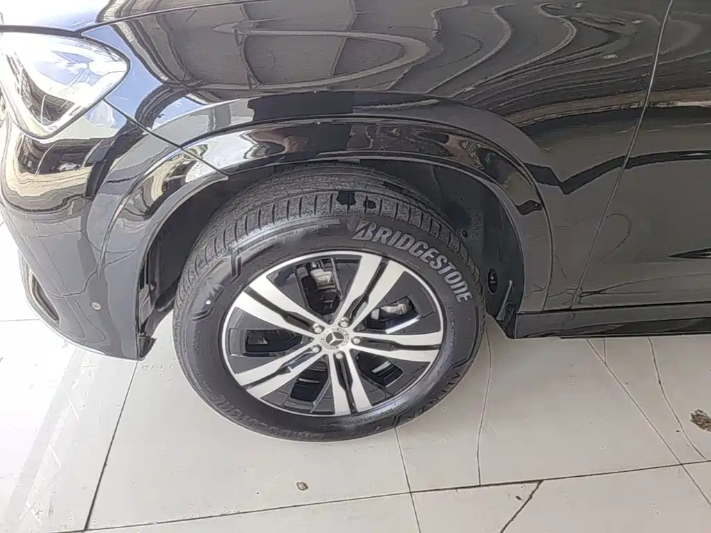 Mercedes-Benz GLE New Energy — миниатюра 23