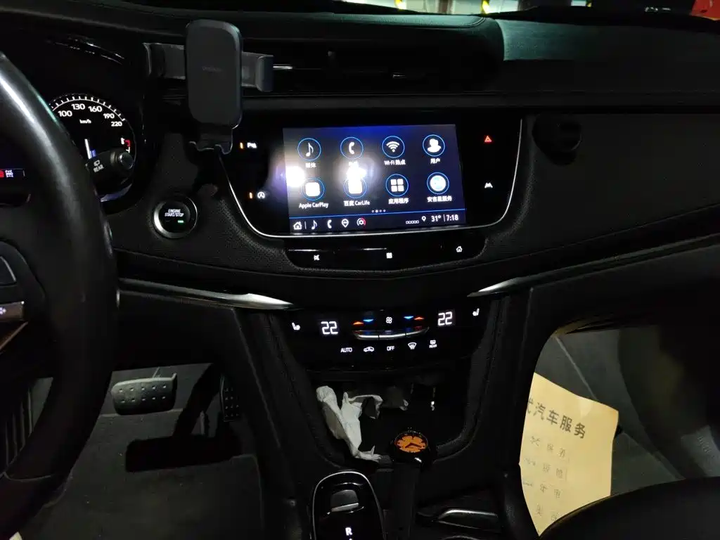 Cadillac XT6 — миниатюра 9