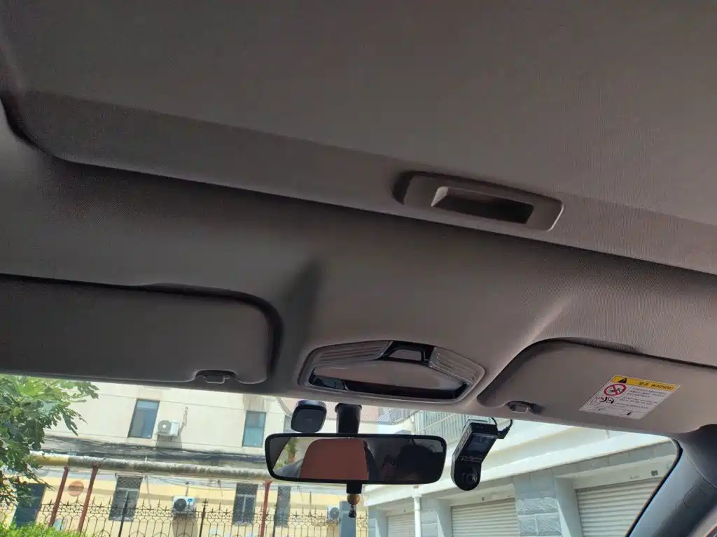 Geely Emgrand — миниатюра 9