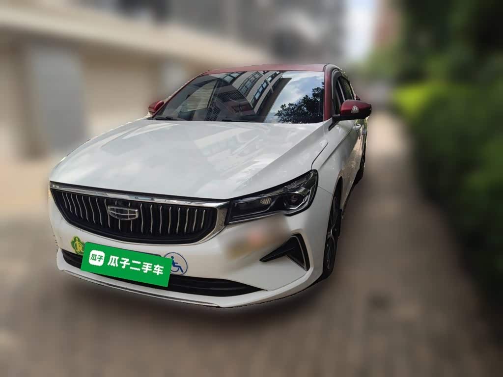 Geely Emgrand 1.5 л 2024 г. Белый, пробег 30500 км