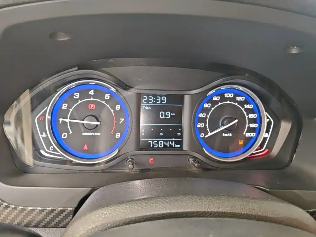 BAIC Senova X25 — миниатюра 12