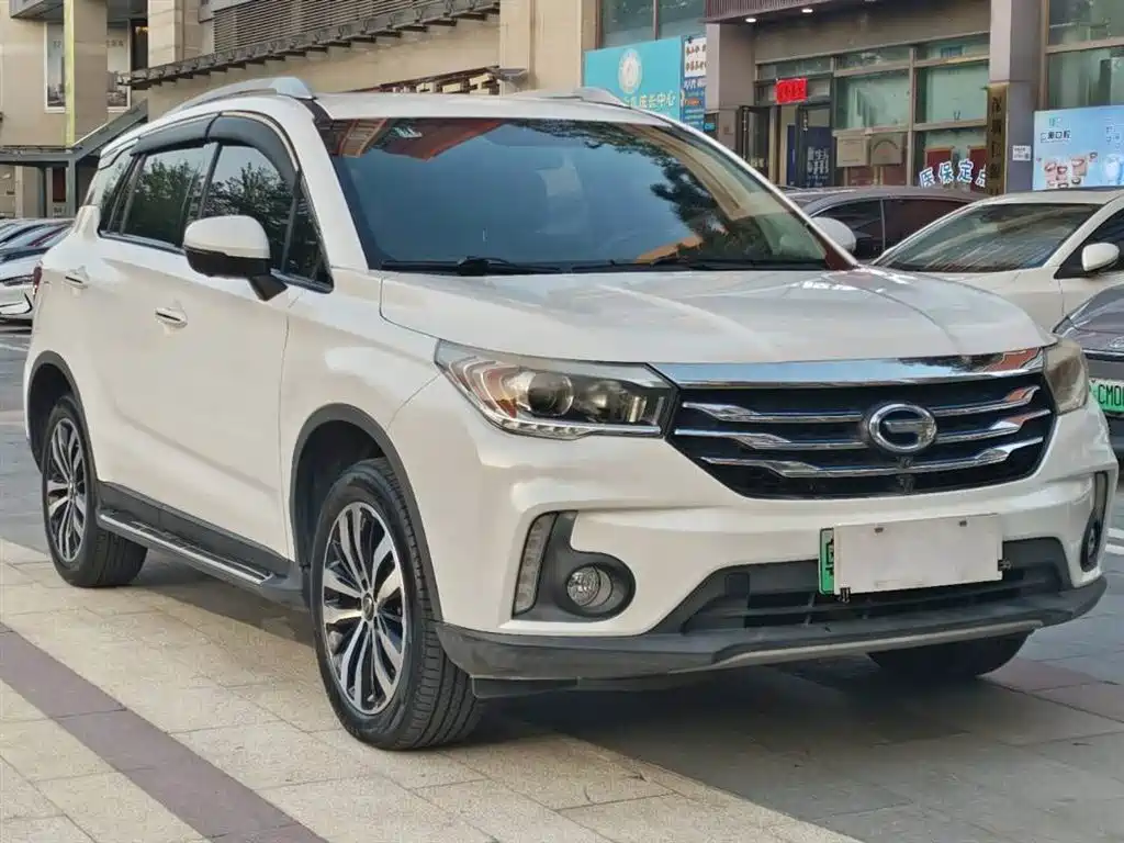 GAC TRUMPCHI GS4 NEW ENERGY