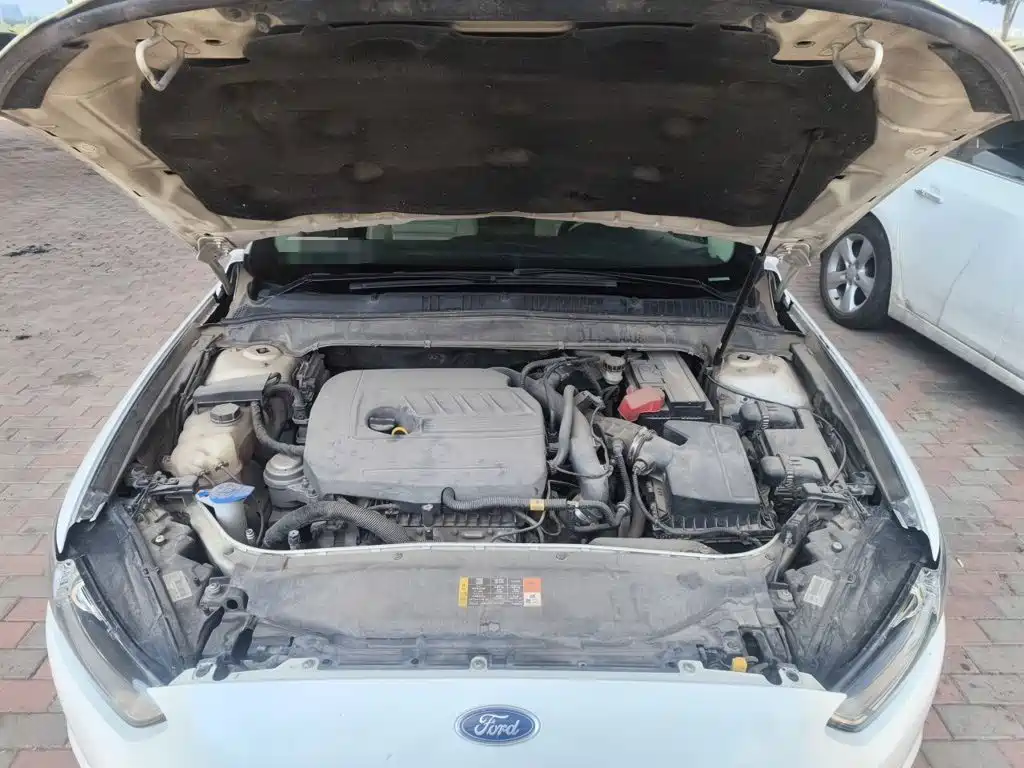 Ford Mondeo — миниатюра 11
