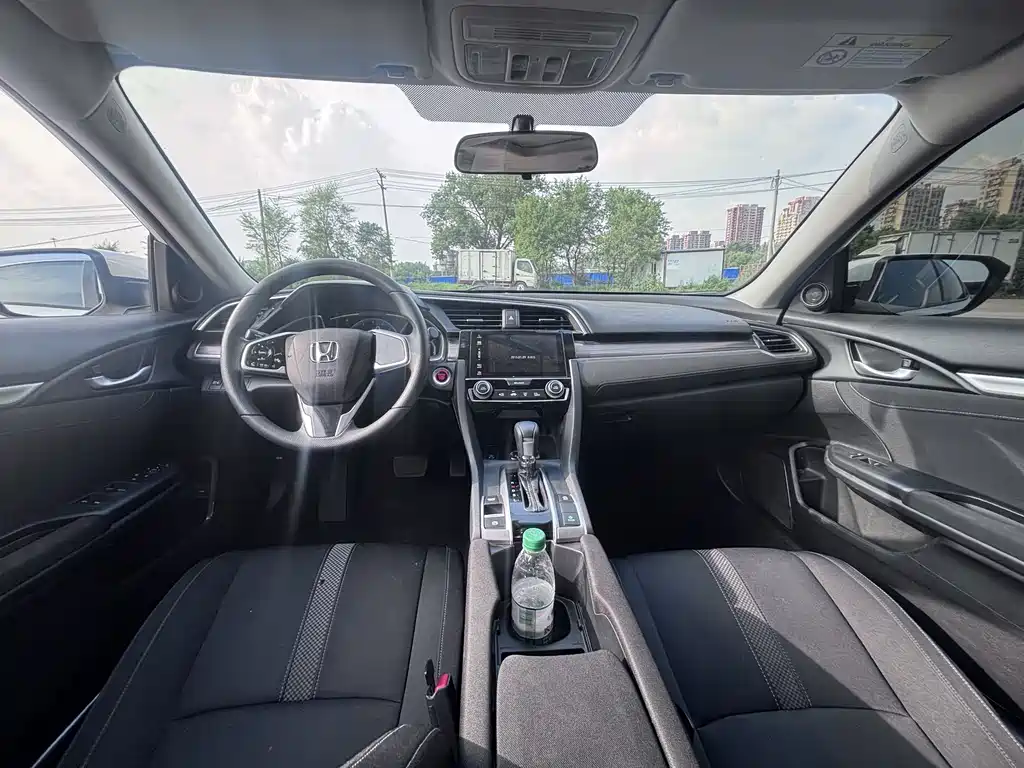 Honda Civic 2019 220TURBO CVT V