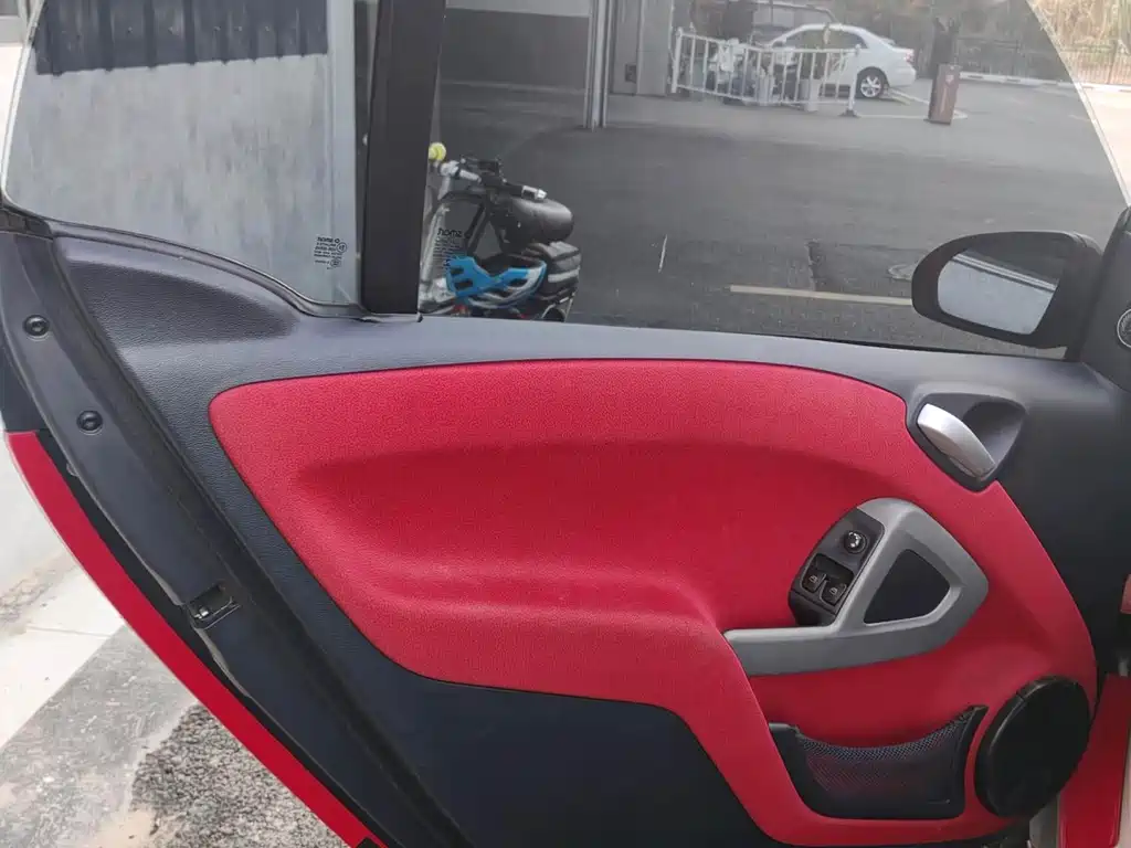 smart Smart Fortwo — миниатюра 5