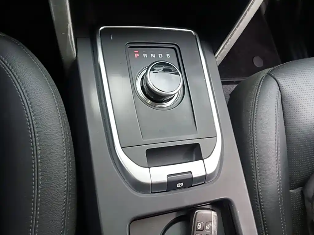 Land Rover Discovery Sport — миниатюра 14