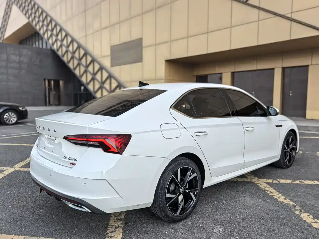 Skoda Octavia 2022 PRO TSI280