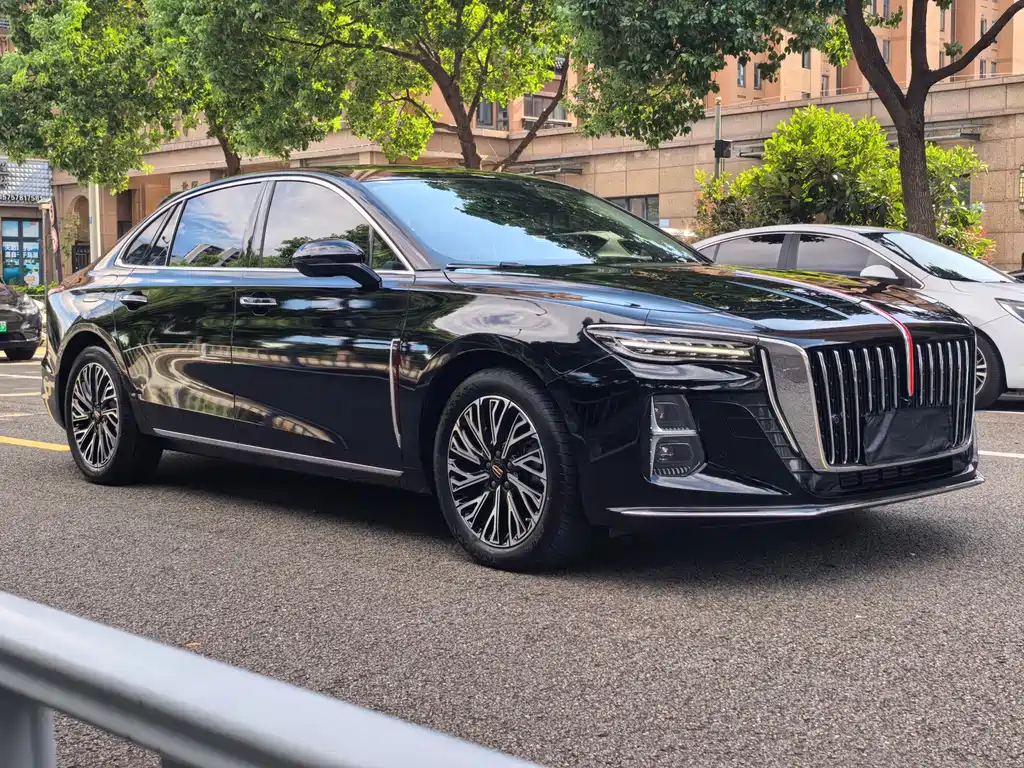 Hongqi Hongqi H5 — миниатюра 3