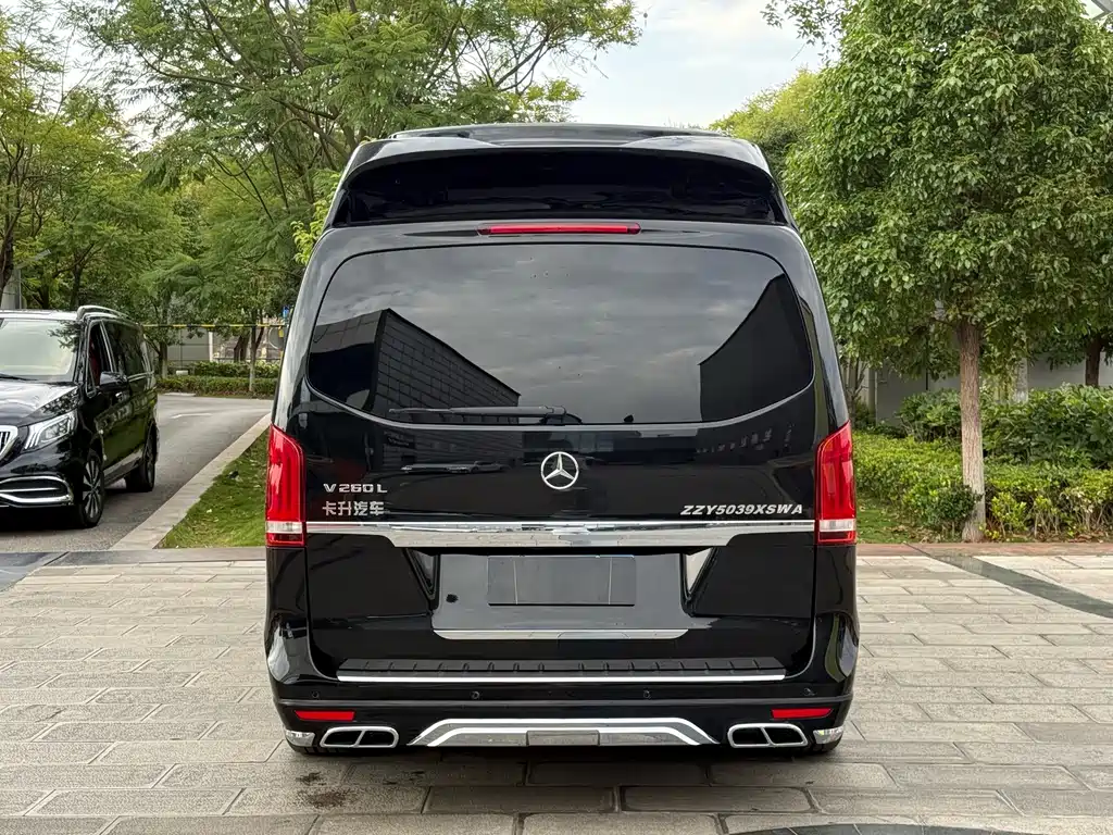 Mercedes-Benz V-Class — миниатюра 8