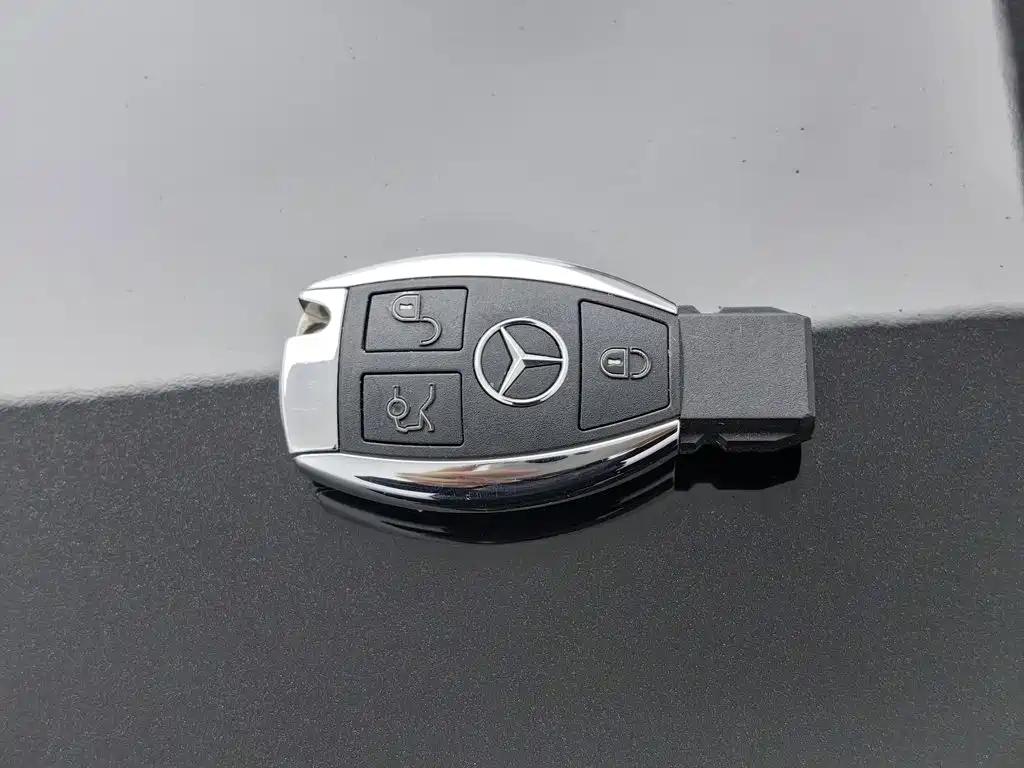 Mercedes-Benz GLC — миниатюра 19