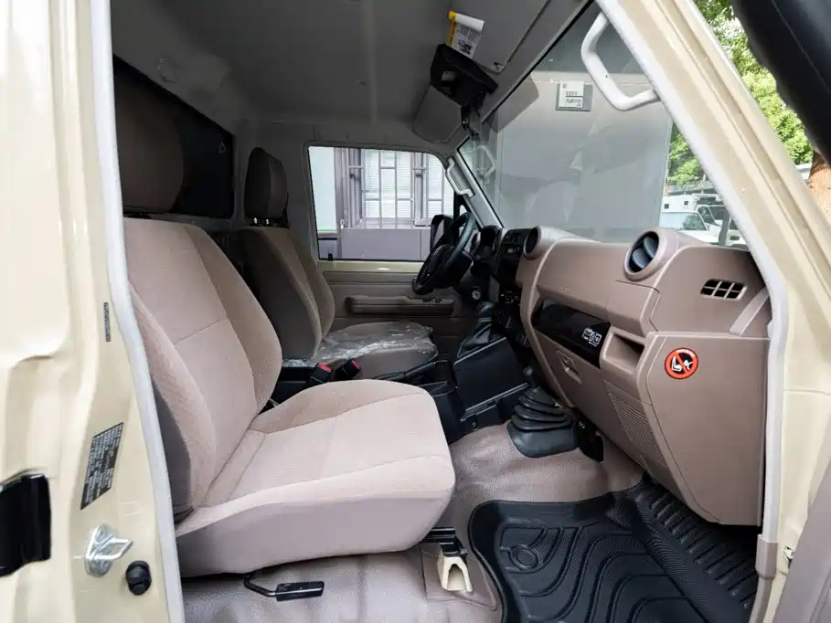 Toyota Land Cruiser — миниатюра 15