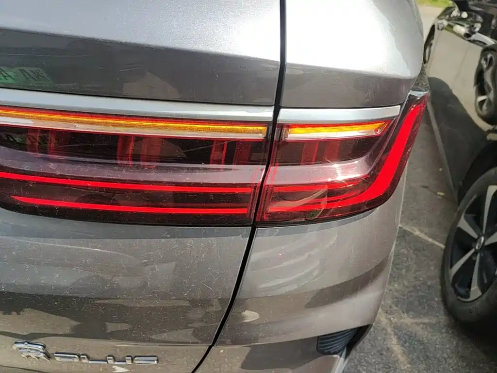 BYD PLUS New Energy — миниатюра 8