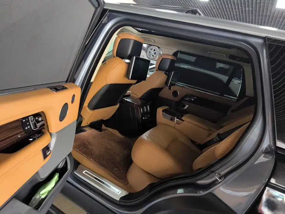Land Rover Range Rover — миниатюра 7