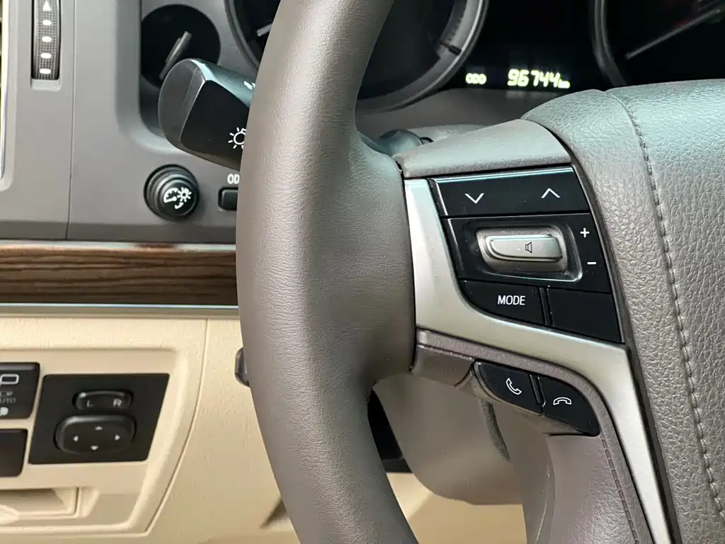 Toyota Land Cruiser — миниатюра 15